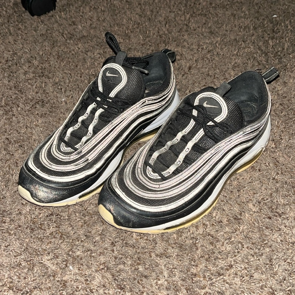 Nike air max 97 In black. Worn over a few years black and white